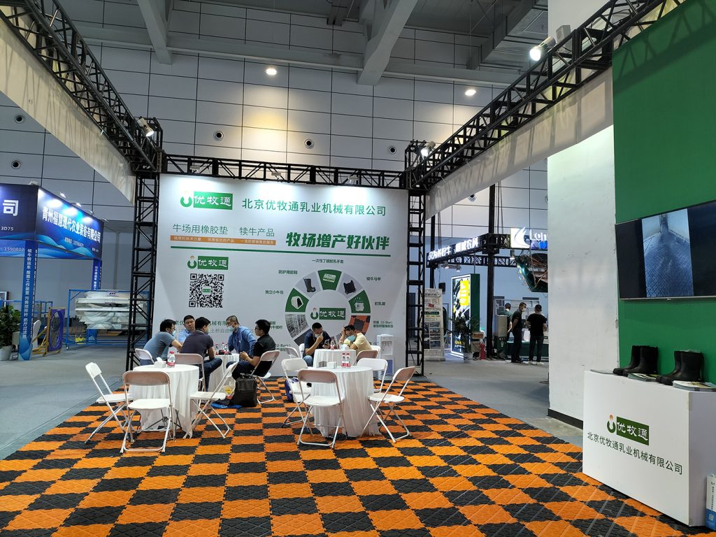 oplus_0